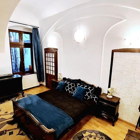 Ada Old Town Apartments 3 Брашов Екстериор снимка