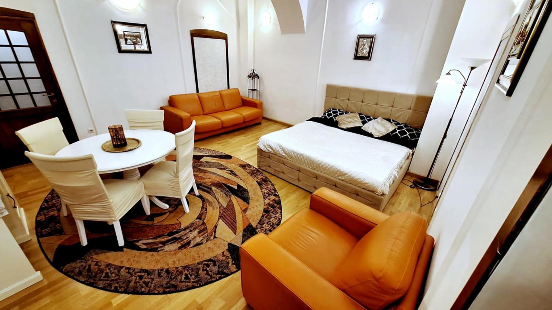 Ada Old Town Apartments 3 Брашов Екстериор снимка